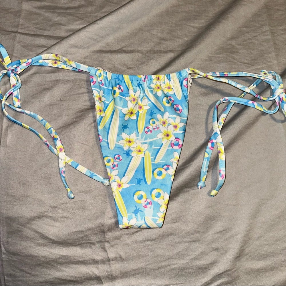 Moana Bikini Reversible Tie Bottoms